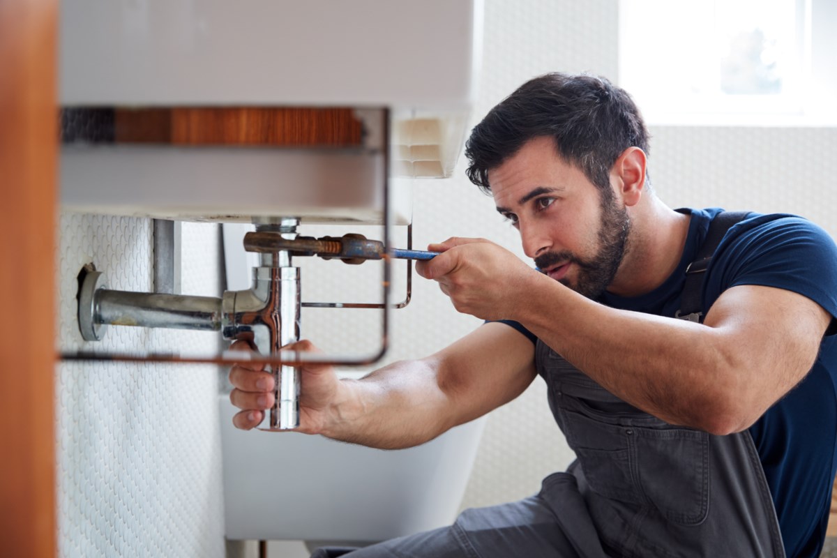 The risks of buying plumbing and electrical parts online