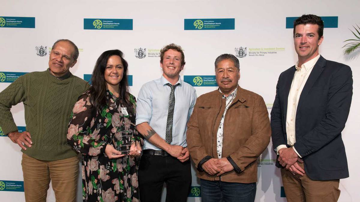 Taranaki business, Tree Machine Services Ltd, receives Supreme Award